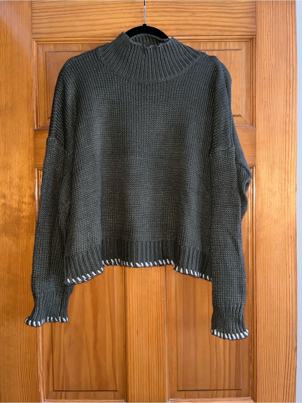 Cute, Cropped Sweater-Perfect for Fall